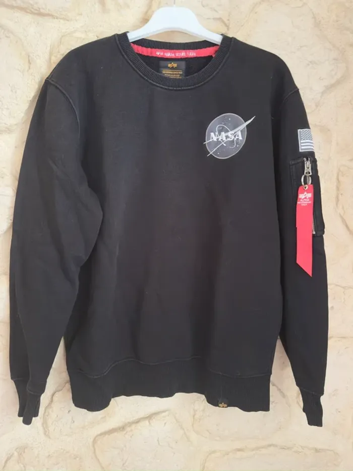 Pull noir nasa - Taille M