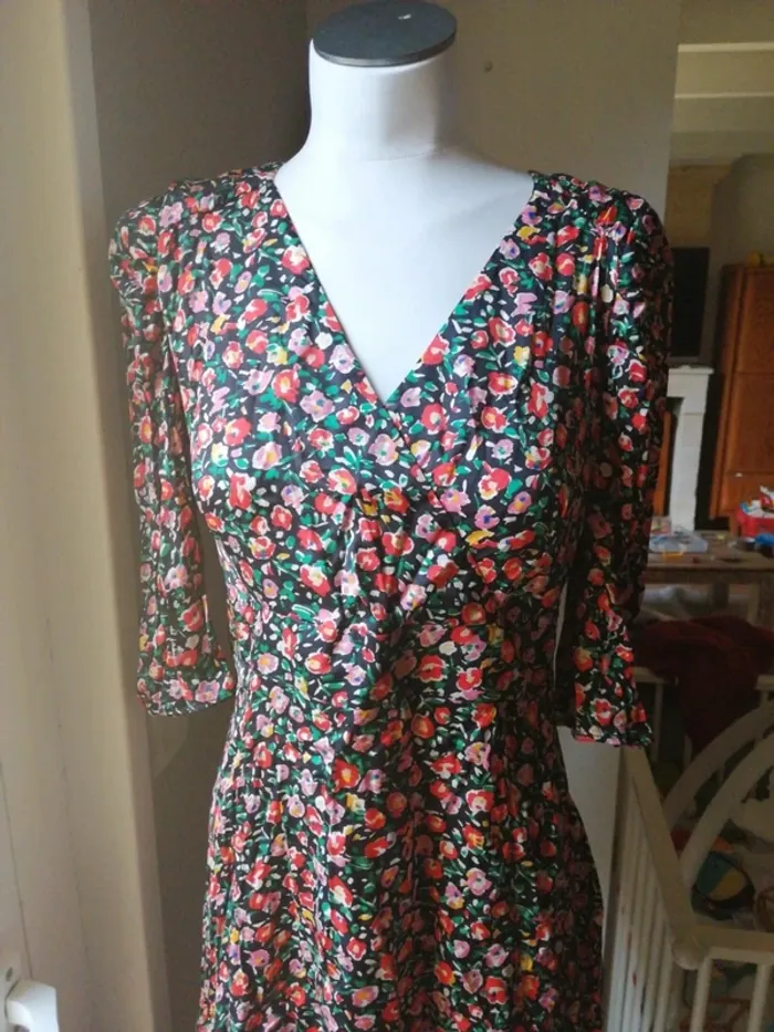 Robe fleurie à manches 3/4 naf naf taille 36 - photo numéro 3