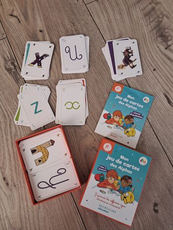 Recrealire. Jeu de cartes les alphas transformés 