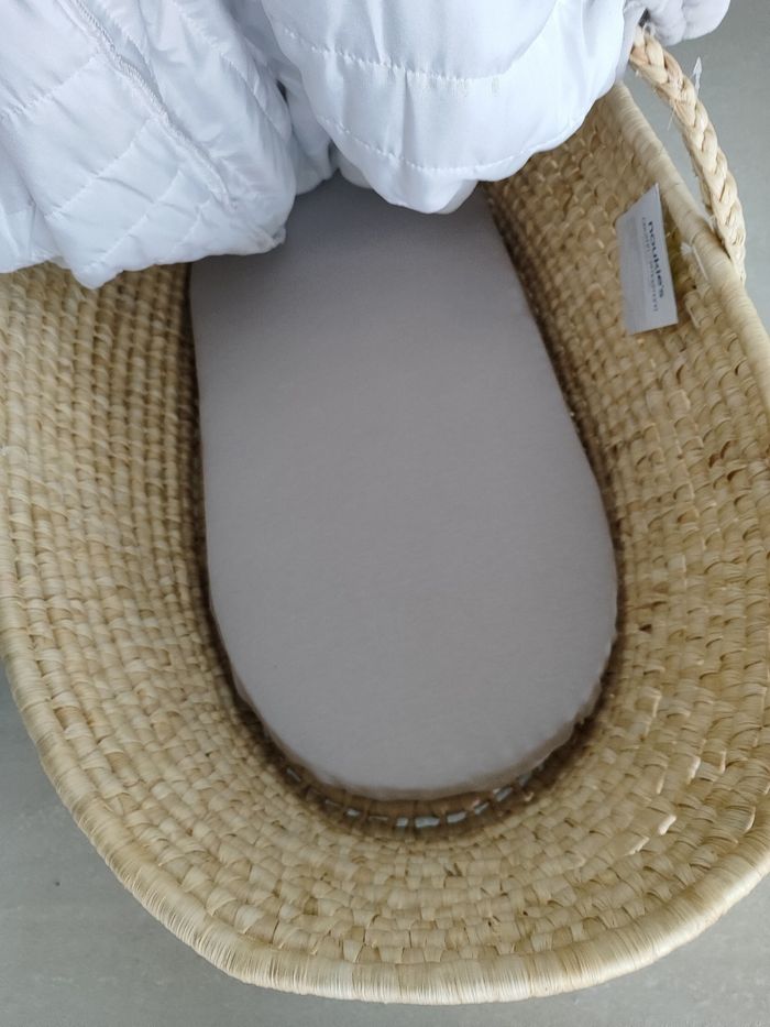 Couffin en osier et Veloudoux gris NOUKIE'S - photo numéro 5