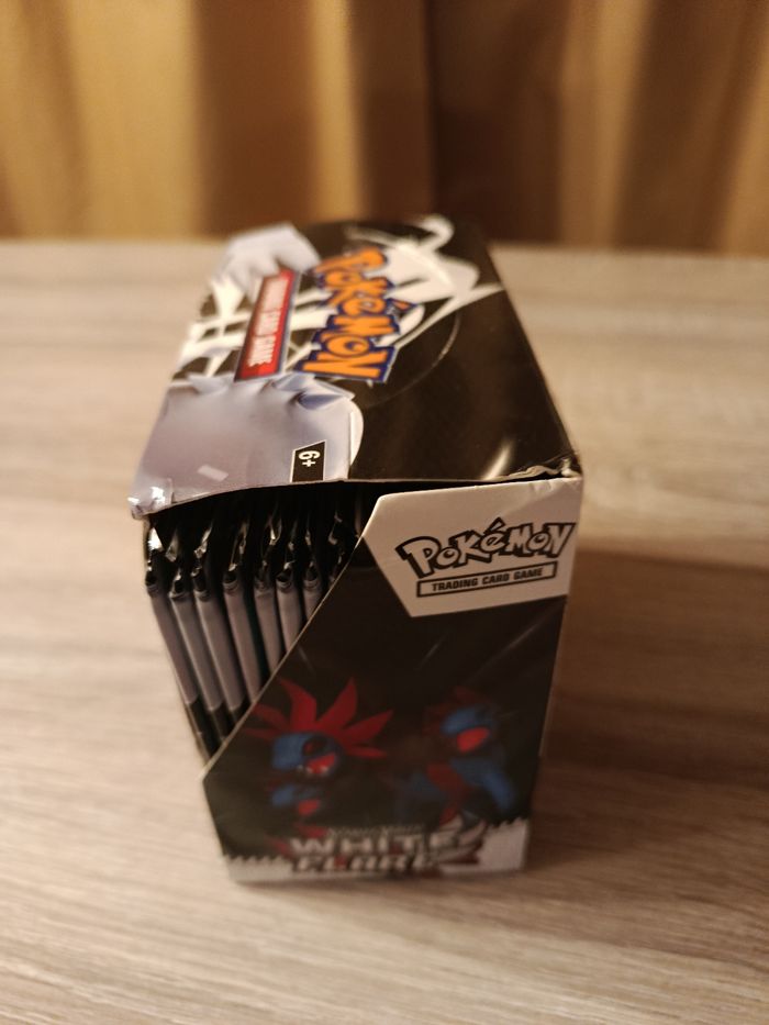 Coffrets pokémon SCARLET ET VIOLET - photo numéro 2