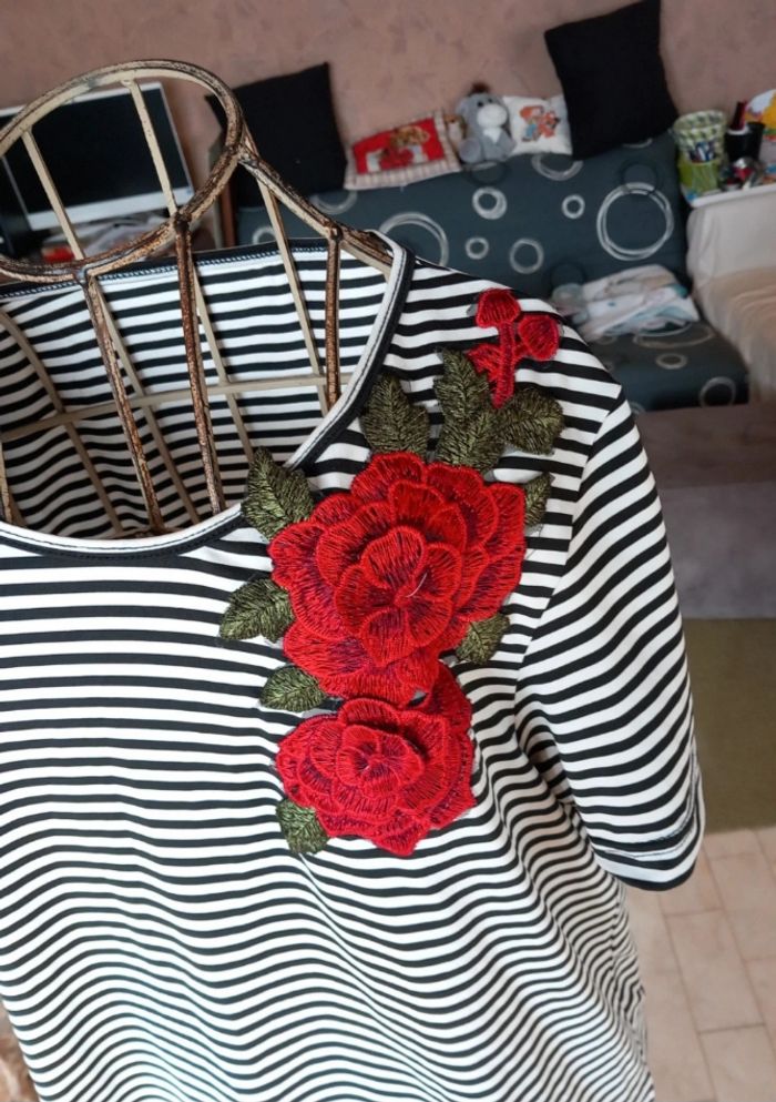 T-shirt manches courtes (T. S) - photo numéro 3