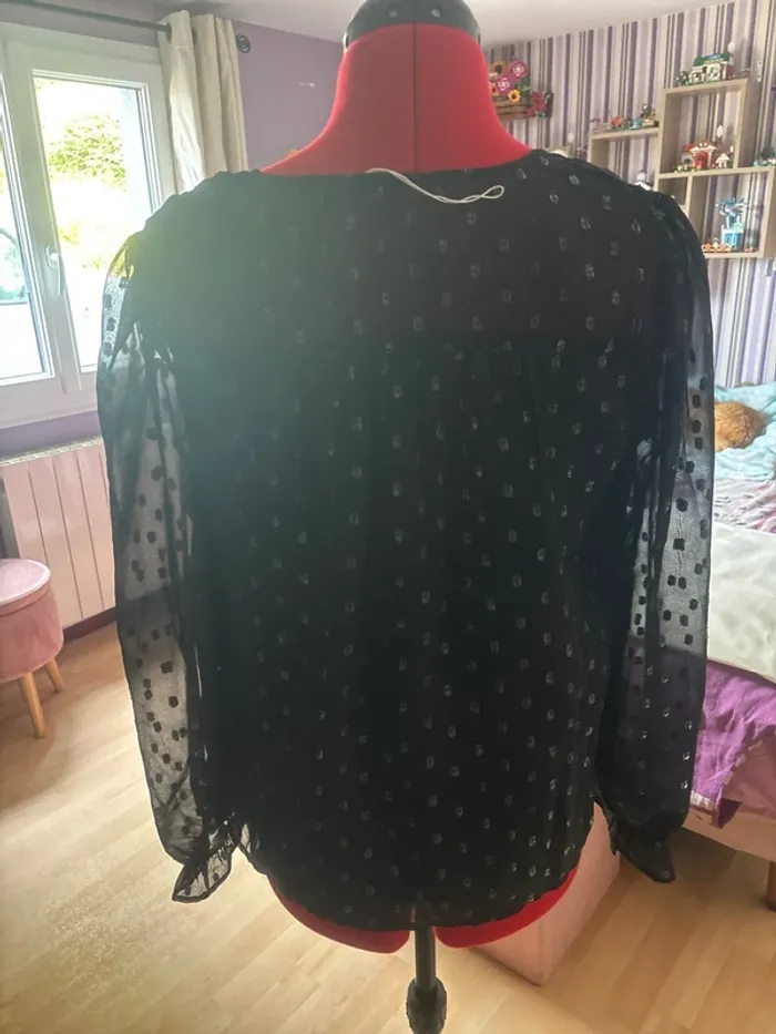 Blouse neuve - photo numéro 4