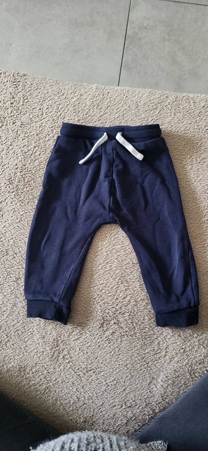 Lot pantalons - photo numéro 3