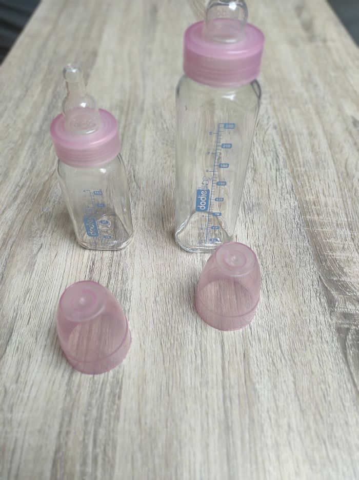 2 biberons Dodie ancienne génération