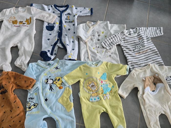 Lot de 8 pyjamas - photo numéro 2