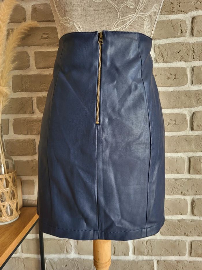 Jupe en similicuir bleu marine Naf Naf - Rock chic - photo numéro 4