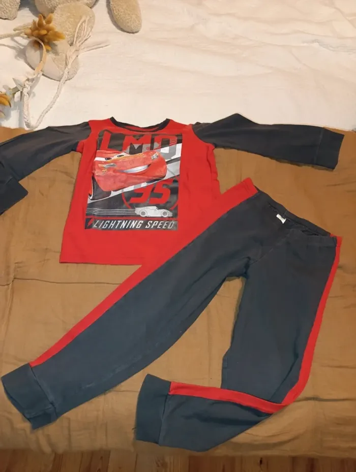 Pyjama Cars taille 4 ans