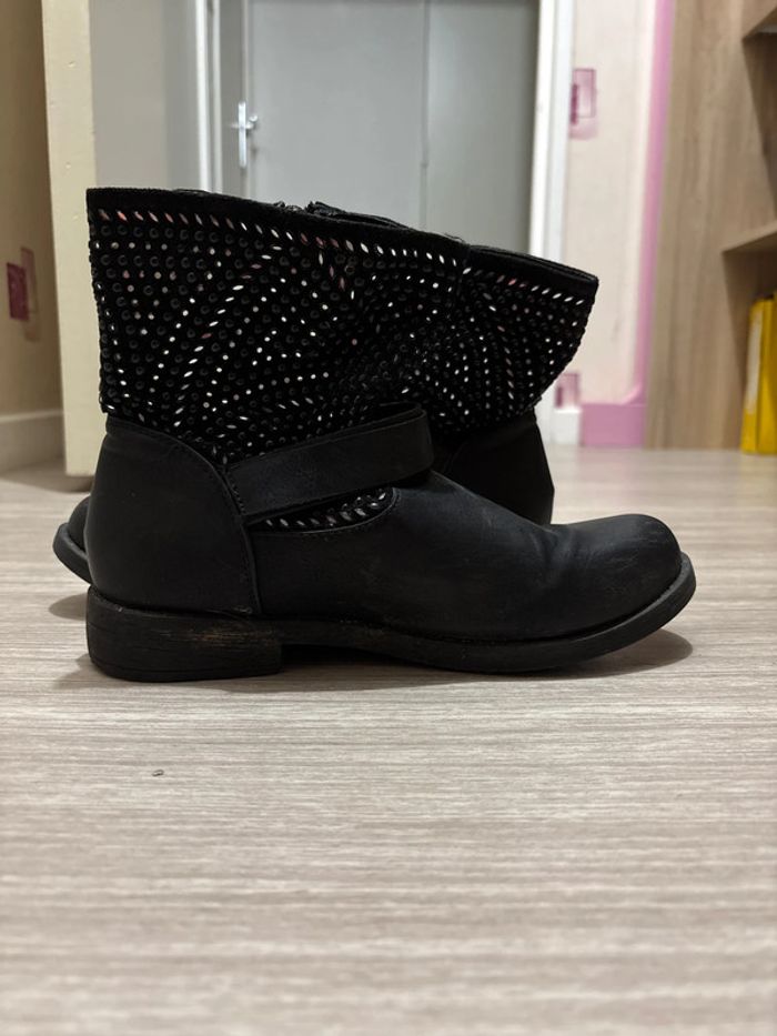 Bottines avec fausses fermetures sur le côté - photo numéro 4