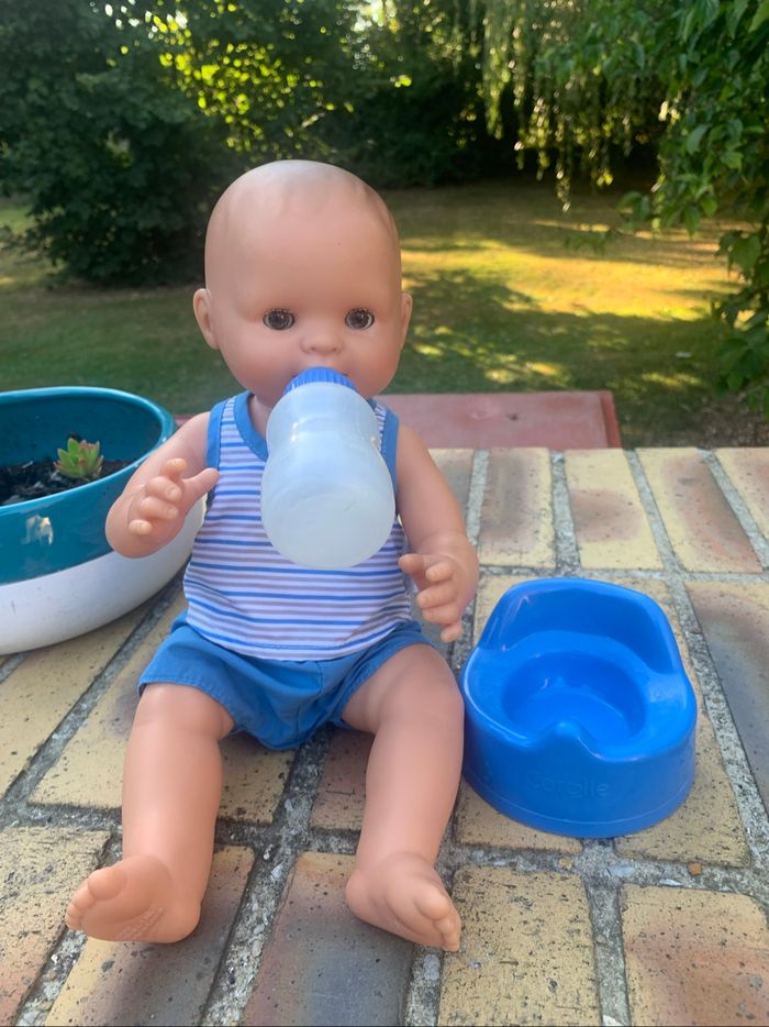 Corolle poupon de 36 cm Paul fait pipi et boit son biberon - photo numéro 4