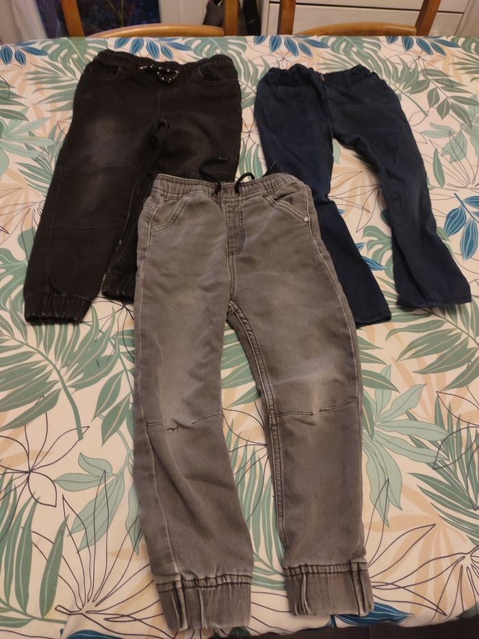 Lot pantalons garçon 6 ans - photo numéro 2