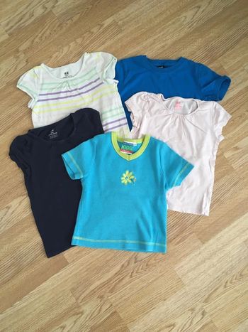 Lot t-shirts, taille 110-116