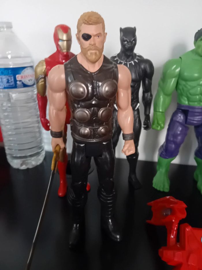 Lot de 7 figurines marvel 30cm + boîtier parlant - photo numéro 2