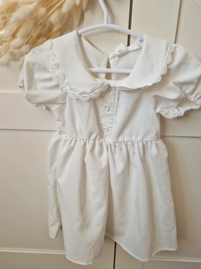 🤍 Jolie robe blanche col claudine 12 mois