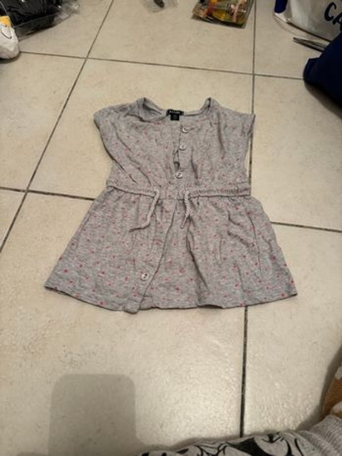 Lot de vêtements bébé (8) - photo numéro 3