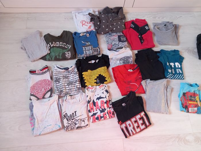 Lot Tee-shirt garçon taille 5 ans - photo numéro 2