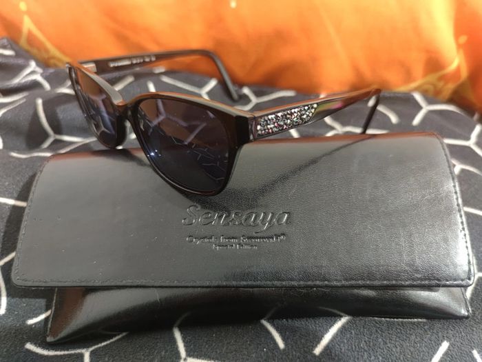 Lunettes de soleil sensaya crystals from Swarovski - photo numéro 2
