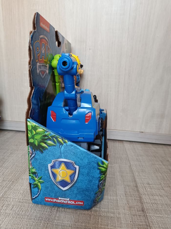 Voiture chase tiger véhicule - photo numéro 4