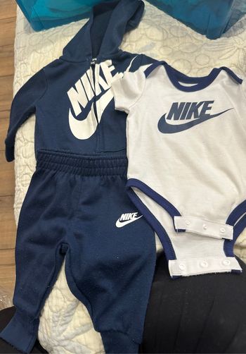 Ensemble Nike