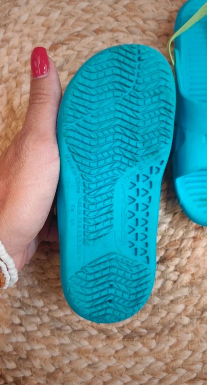 Chaussures Nabaiji Decathlon plage piscine bleu avec élastique 25/26 - photo numéro 2
