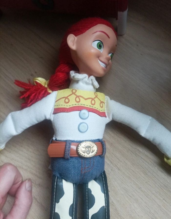 Toy story Jessie parle anglais 36 cm pas de chapeau - photo numéro 6