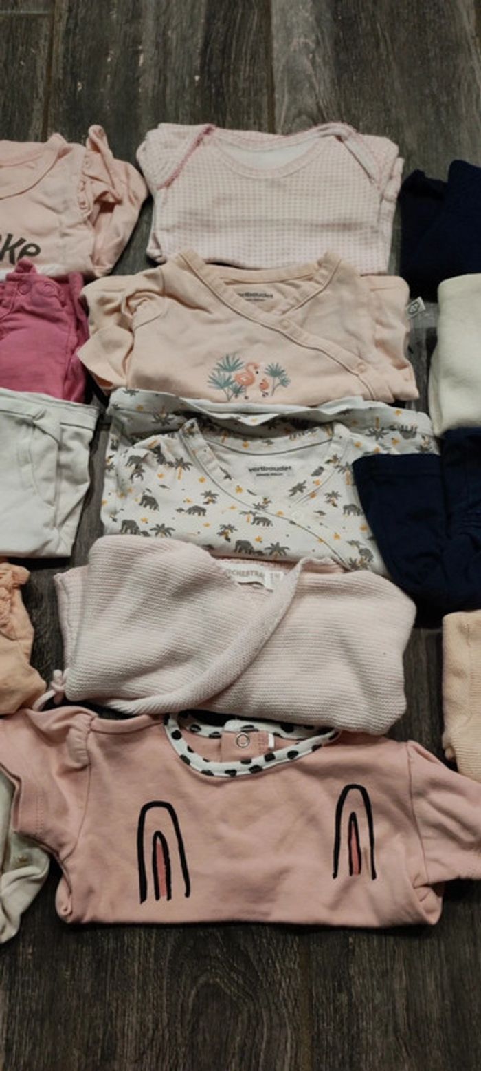 Lot vêtements fille 3 mois - photo numéro 4