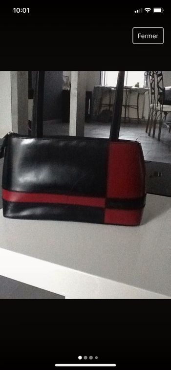 Sac à main noir et bordeaux vintage