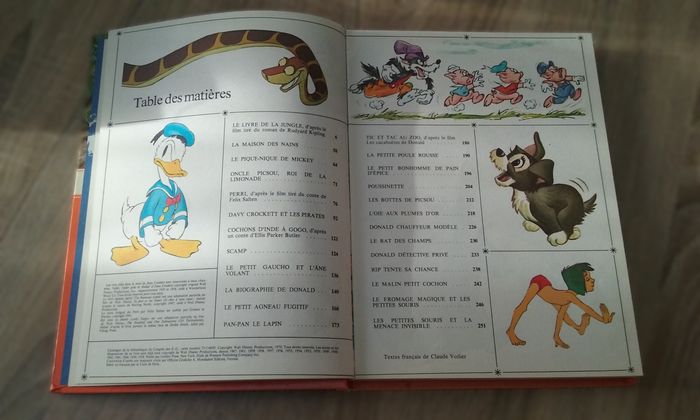 Livre "Le monde enchanté de Walt Disney" 1974 - photo numéro 3