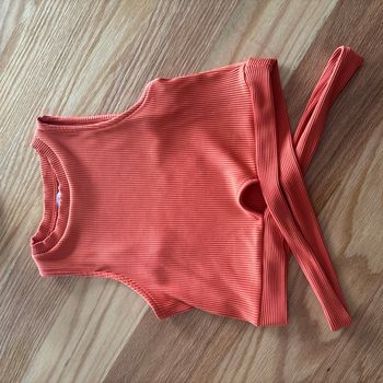 Croc top