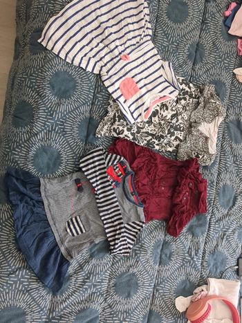 Lots de robe fille 3 et 4 ans