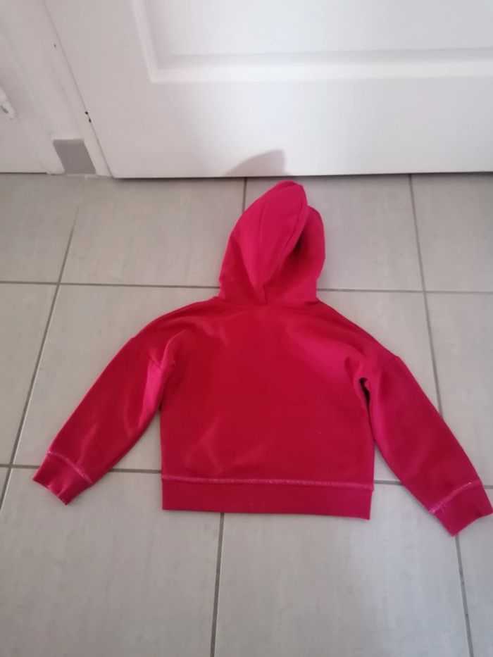 Sweat zippé neuf juste lavé taille 4 ans - photo numéro 3