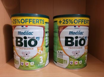 2 boîtes de Lait Modilac bio 3