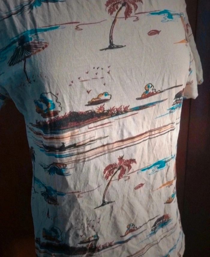 T-shirt à motifs plage taille M - photo numéro 2