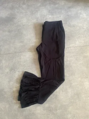 Pantalon volanté dans le bas des jambes