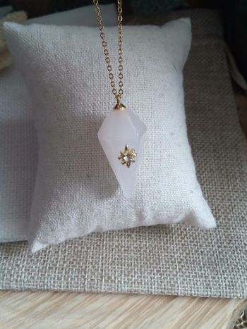 Collier pierre de Cristal de roche et étoile du Nord