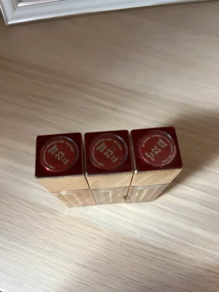3 rouges à lèvres clarins - photo numéro 7