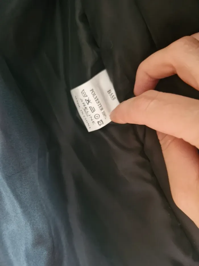 Magnifique manteau areline Paris - Taille 5 - Excellent état - photo numéro 4