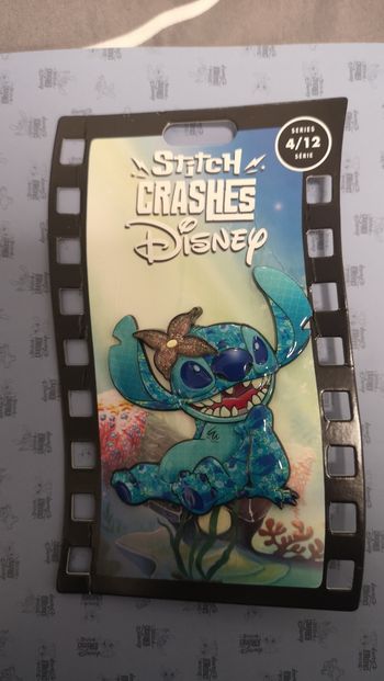 Pin's stitch crashes la petite sirène