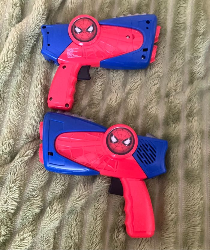 Pistolet spider man - photo numéro 2