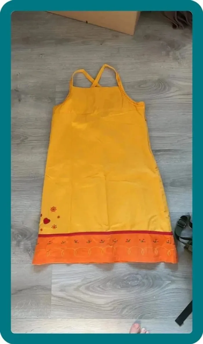 Robe jaune orange