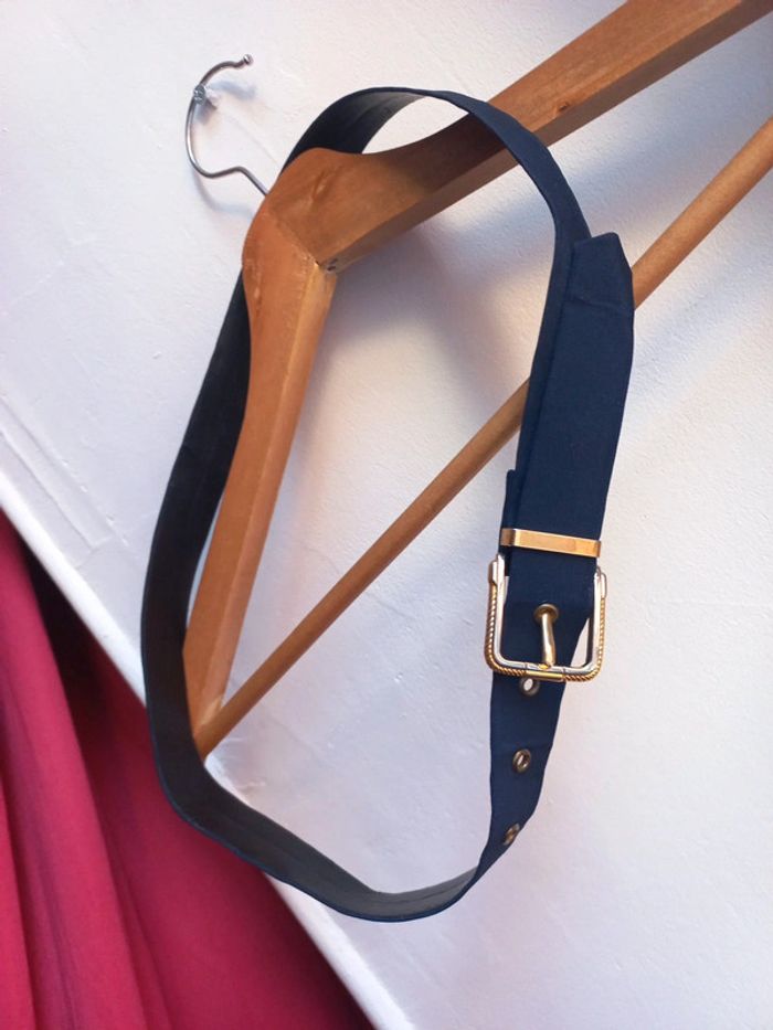Ceinture neuve marine or