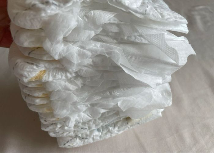 Lot de couches Pampers taille 0 - photo numéro 3