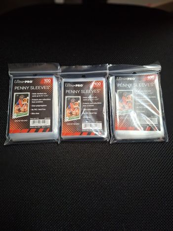 100 sleeves Ultra-pro x3