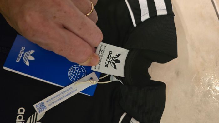 Neuf (non porté)🏷🥰🤩 survetement ADIDAS taille 10/11 ans unisex (ferme)🤩🥰 - photo numéro 6