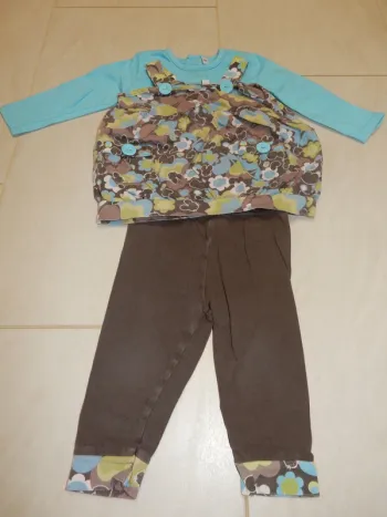 Ensemble 3 pièces pull, robe et legging 12 mois