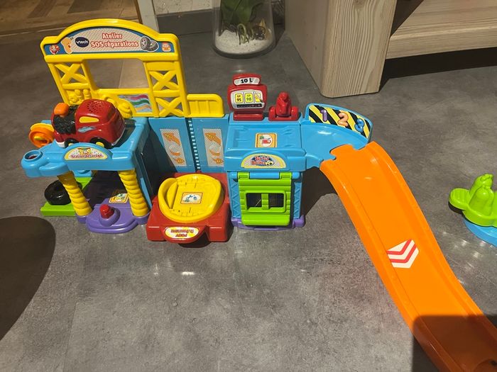 Garage tut tut bolide