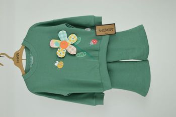 Ensemble Fille 3 Ans Chic – Sweat Fleurs Relief & Pantalon Évasé Confort