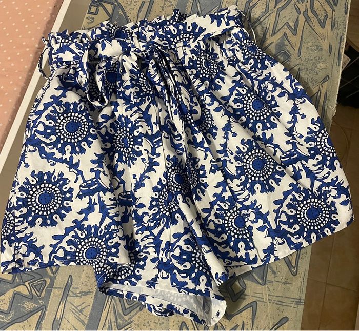 short fleuri femme