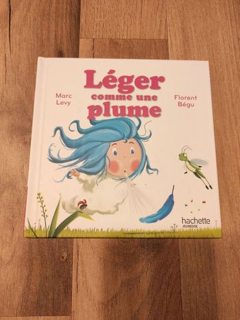 Livre : Léger comme une plume
