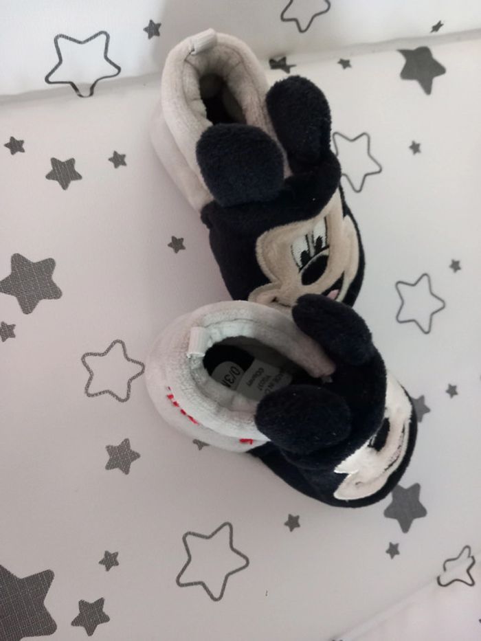 Ensemble + chausson Mickey - photo numéro 5